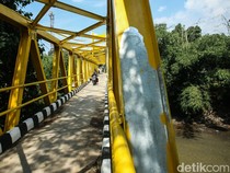 Rampung Bulan Lalu, Cat Jembatan Kuning Depok Mulai Terkelupas