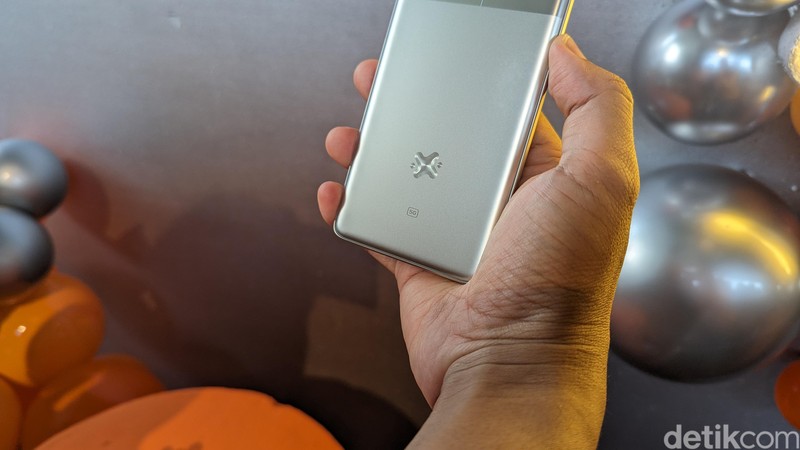 Redmi Note 13 Pro+ 5G edisi Mystic Silver