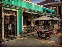 5 Rekomendasi Tempat Nongkrong di Surabaya, Cocok Didatangi Bareng Teman