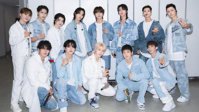 Seventeen Boyband K-Pop Seventeen Boyband K-Pop.