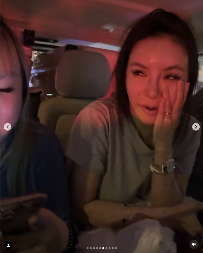 “Perjalanan mobil selama 8 jam, yang biasanya hanya memakan waktu 25 menit,” tulisnya pada keterangan unggahannya di Instagram. Foto: Dok. Instagram kimlimhl, thejianhaotan