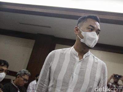 Suami Pedangdut Zaskia Gotik Bersaksi di Pengadilan Tipikor