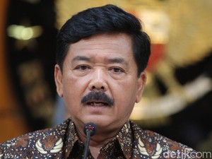 Jokowi Tunjuk Menko Polhukam Jadi Ketua Satgas Berantas Judi Online