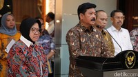 Dalam konferensi pers tersebut Hadi ditemani Mensos Risma, Menkoninfo Budi Arie dan Kabareskrim Komjen Pol Wahy Widada.