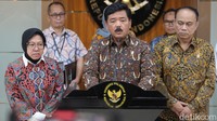 Menkopolhukam Hadi Tjahjanto bersama Mensos Tri Rismaharini dan Menkominfo Budi Arie Setiadi saat konferensi pers di Kantor Kemenkopolhukam, Jakarta, Kamis (18/4/2024).