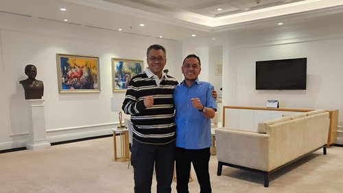 Zulkieflimansyah bersama Ketua DPP Partai NasDem Willy Aditya saat bertemu di NasDem Tower Jakarta.
Foto: Istimewa (DPP NasDem)