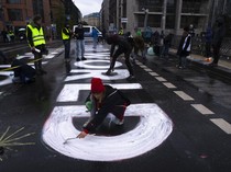 Jalanan Berlin Dimural Sebagai Bentuk Protes Perubahan Iklim