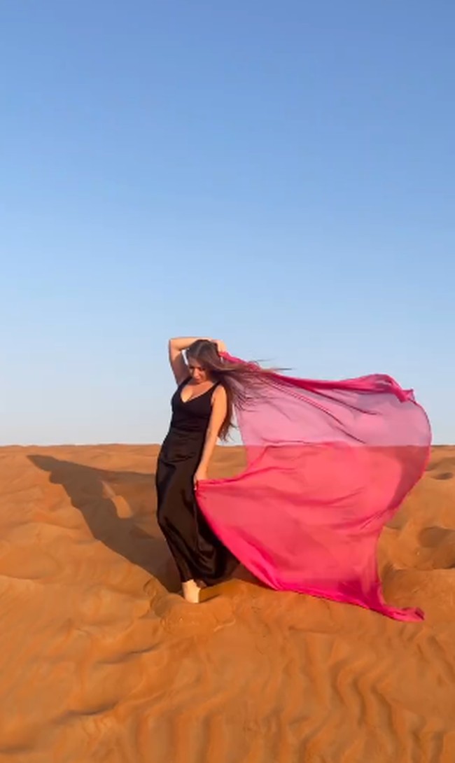 Inessa sering membagikan foto-foto liburan di Instagramnya. Dia pernah berlibur ke Dubai hingga Mesir. Foto: dok. Instagram @inessa_krasota