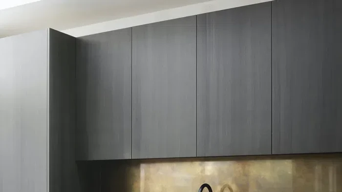 Catat! Ini Cara Mudah Bersihkan Lemari Dapur