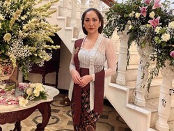 8 Gaya Cantik Artis Pakai Kebaya, Cocok Jadi Inspirasi di Hari Kartini