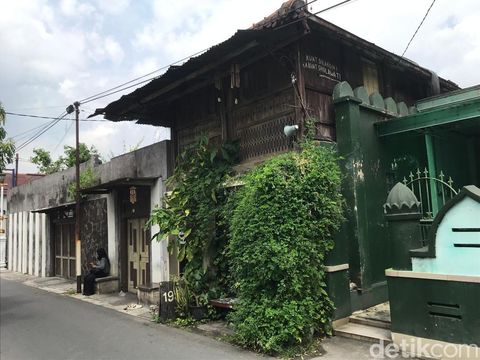Kedai Kopi 1956 di Kampung Batik Laweyan, Kota Solo, Rabu (17/4/2024).
