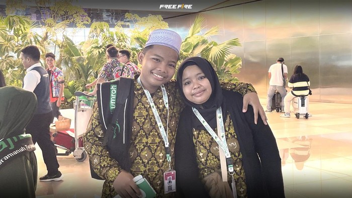 Siapa yang pernah menyangka, hanya dengan bermain game, seorang siswa kelas 1 SMP asal Gresik, Jawa Timur, bisa berangkat umroh bersama Sang Ibu. Beruntungnya lagi, perjalanan ke Tanah Suci tersebut diperolehnya secara gratis.