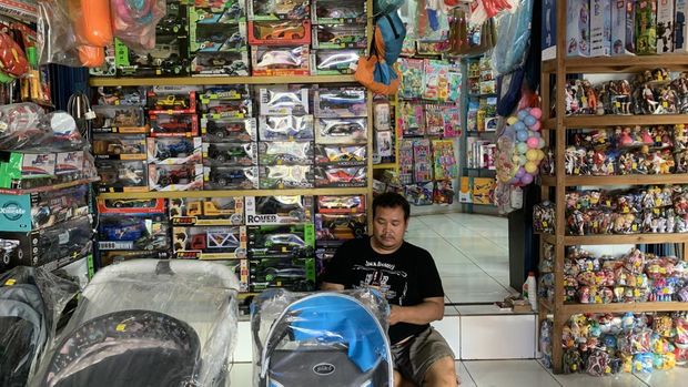 Kondisi Pasar Gembrong di Jatinegara, Jakarta Timur yang sepi pengunjung, Jumat (19/4/2024).
