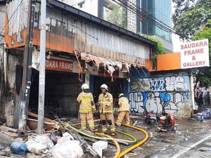Identitas Korban Kebakaran Mampang Prapatan dan Hasil Identifikasinya