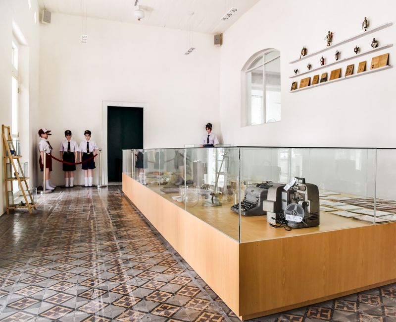 Museum Pendidikan di Surabaya Wajib Dikunjungi