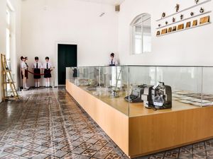 Museum Pendidikan Surabaya, Menilik Sejarah Pendidikan di Indonesia