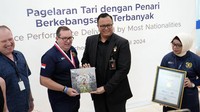 Penghargaan ini diterima bersamaan dengan ulang tahun BSJ yang ke-50. 
