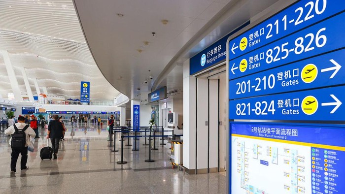 Penampakan Terminal 2 Bandara Internasional di Wuhan Usai Direnovasi Dua Tahun Terminal 2 Bandara Internasional Tianhe Wuhan mulai beroperasi pada 15 April setelah dua tahun renovasi.