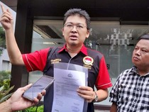 Video: Batalnya Kejutan Ultah untuk Mendiang Alvin Lim
