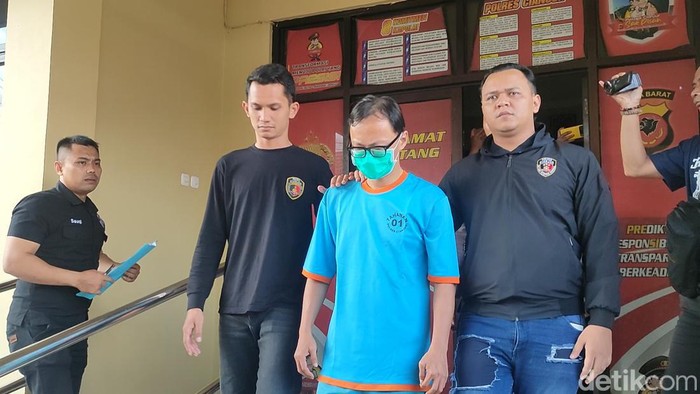 Penjual aplikasi situs judi online diringkus