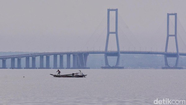 Potret Kehidupan Nelayan Kenjeran Surabaya