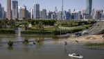Potret Kemacetan Panjang di Dubai Gegara Jalan Terendam Banjir