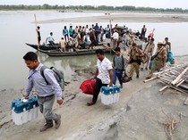 Potret Pendistribusian Mesin Pemungutan Suara Elektronik Pemilu India