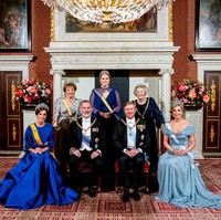 Sebagai calon Ratu Belanda, Putri Catharina-Amalia kerap diajak Raja Williem-Alexander melakukan tugas kerajaan. Pada 17 April 2024, putri kerajaan berusia 20 tahun itu melakukan pertemuan diplomatik resmi pertamanya. Foto: Getty Images/Patrick van Katwijk