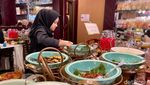 Nikmatnya Nasi Gudeg hingga Asinan Kecombrang di Rasa Cikatomas