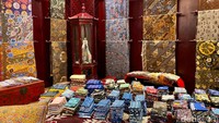 Restoran ini terbilang tidak terlalu luas. Rupanya restoran ini awalnya merupakan sebuah butik yang menjual kesenian Indonesia. Foto: detikcom/Riska Fitria