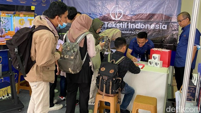Situasi Job Fair ITB Integrated Career Days 2024