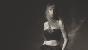Album ini berisi 16 lagu dengan satu bonus track. Sebenarnya Taylor Swift punya empat bonus track, namun ia merilis itu di empat konsep album yang berbeda. Foto: Twitter Taylor Swift