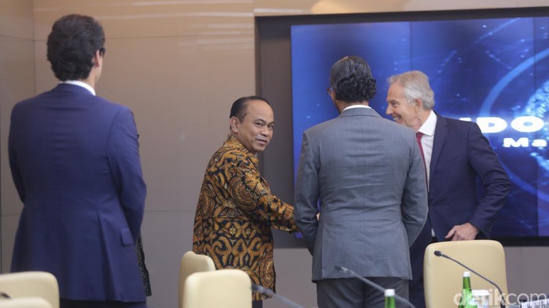 Kunjungan Tony Blair tersebut membahas isu-isu terkait transformasi digital Indonesia