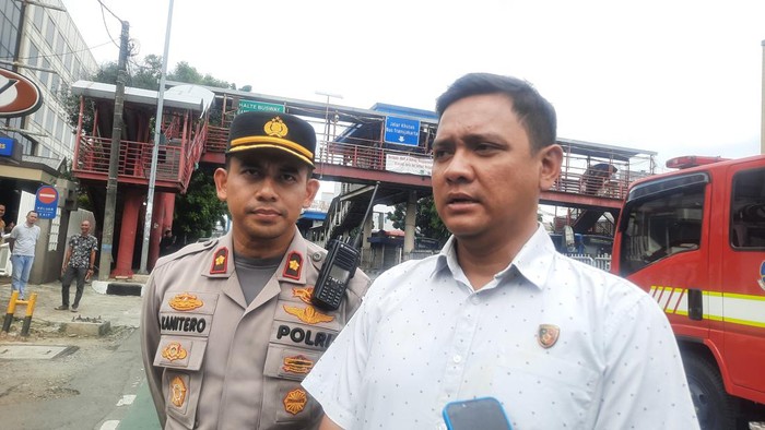 Dalami Kebakaran di Mampang, Polisi Akan Periksa Pemilik Toko Bingkai