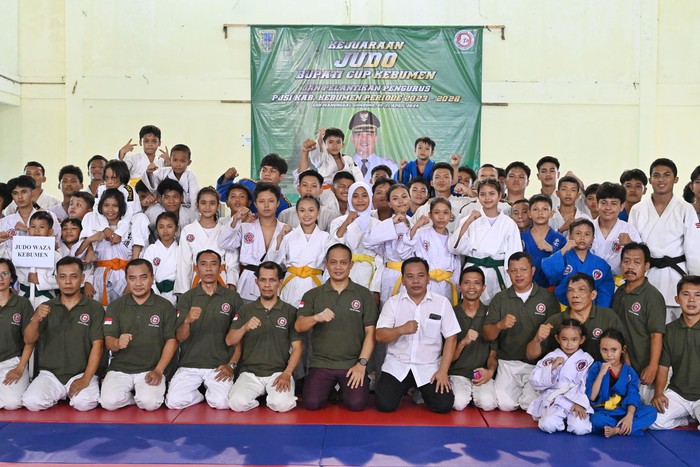 Arif Sugiyanto Dilantik Jadi Ketua PJSI Kebumen