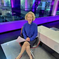 Wanita 49 tahun itu buka suara atas kasus yang menimpanya ini. Dia mengakui bahwa video tersebut sangat mirip dengannya, namun tidak dengan bagian tubuhnya. Foto: Dok. Instagram @cathynewmanc