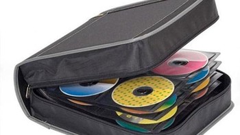 Tas menyimpan CD menjadi salah satu primadona. Foto: (Bored Panda).