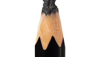 Karya-karya Diai ini sudah sering dipamerkan, termasuk di Museum Miniatur Tucson, Arizona, Amerika Serikat, di mana lebih dari 50 karya terbaiknya dipamerkan.  Foto: Boredpanda/Salavat Fidai