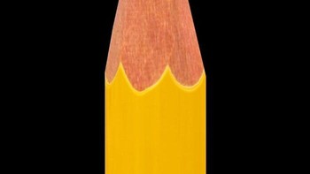 Mimpi besar saya adalah menciptakan museum patung mikro yang terbuat dari grafit. Tidak hanya karya saya yang akan dipamerkan, tetapi juga patung-patung karya seniman lain dari seluruh dunia yang mengikuti jejak saya, pungkasnya. Foto: Boredpanda/Salavat Fidai