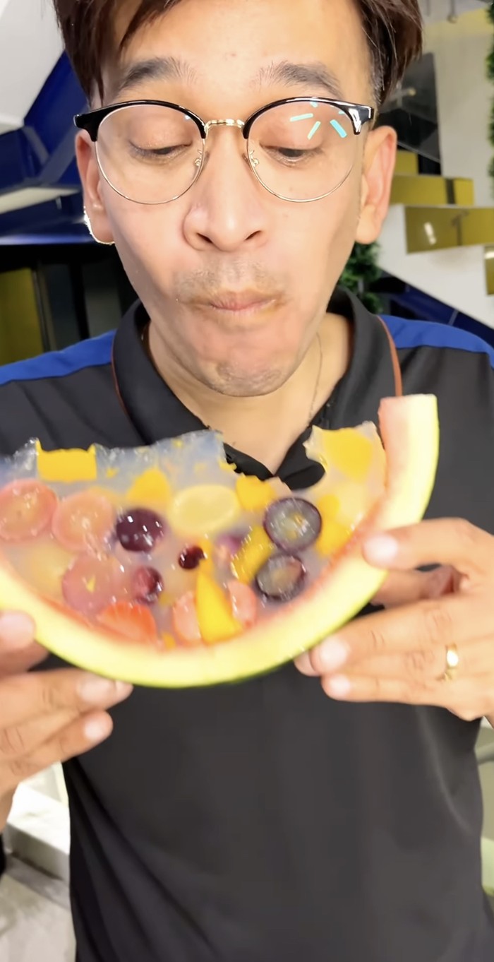 Menu Makan Ruben Onsu yang Doyan Oncom hingga Cumi Cabe Ijo Menu Makan Ruben Onsu yang Doyan Oncom hingga Cumi Cabe Ijo