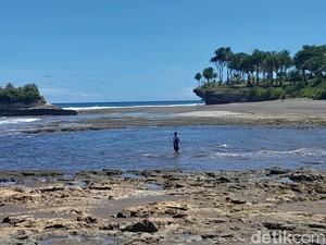 Pencarian Bocah Tenggelam di Pantai Muaragatah Pangandaran Dihentikan
