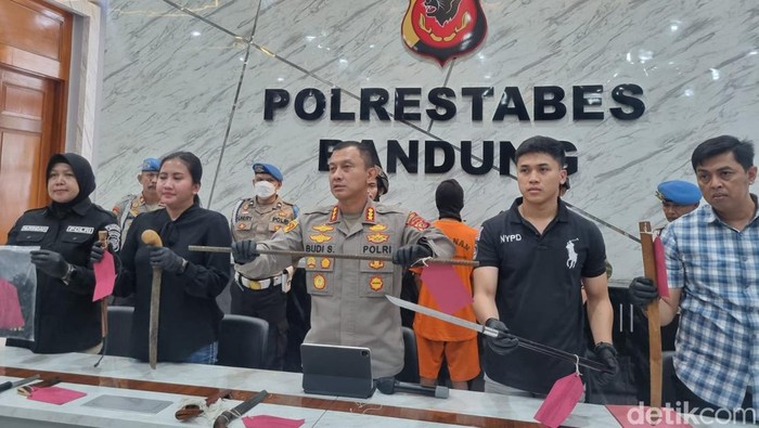 Satu Tersangka Bentrokan Maut Ormas di Bandung Ditangkap!