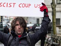 Heboh Pria Bakar Diri di Depan Pengadilan Saat Trump Disidang