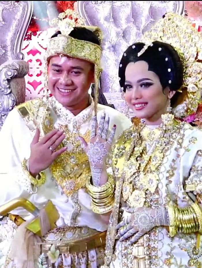Putri DA resmi menikah dengan anak bos batu bara.