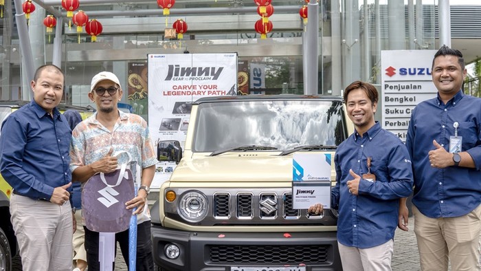 Suzuki Jimny 5 pintu mulai dikirim ke konsumen.