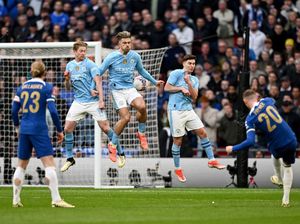 Tendangan Palmer Kena Tangan Grealish, kok Gak dapat Penalti?