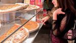 Pose Cantik Afnan Feby, Teman Dekat Rizky Irmansyah yang Hobi Makan Dessert
