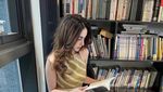 Pose Cantik Afnan Feby, Teman Dekat Rizky Irmansyah yang Hobi Makan Dessert