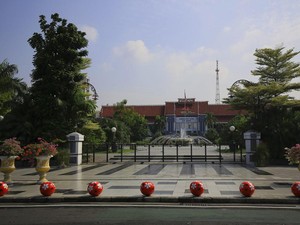 Pemkot Surabaya Undang 1.000 Warga Ikut Upacara HUT ke-79 RI di Balai Kota