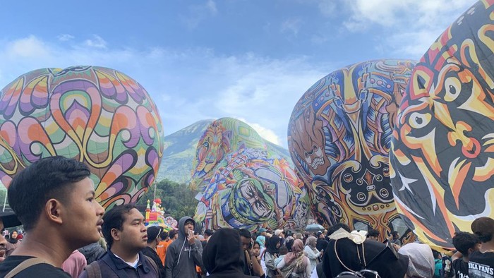 Kemeriahan Festival Balon Udara Wonosobo 2024